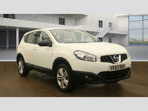 Nissan Qashqai  1.6 Acenta 2WD Euro 5 (s/s) 5dr