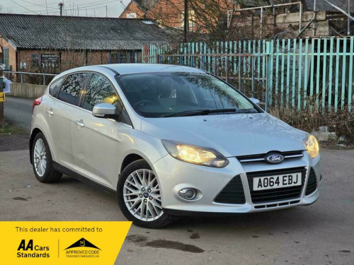 Ford Focus  1.0T EcoBoost Zetec Navigator Euro 5 (s/s) 5dr