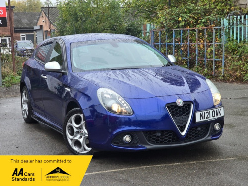 Alfa Romeo Giulietta  1.6 JTDM-2 Tecnica Euro 6 (s/s) 5dr