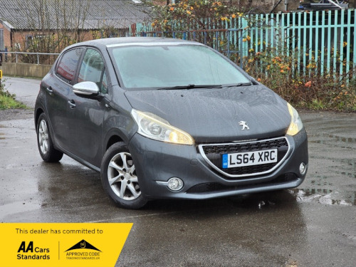 Peugeot 208  1.2 VTi PureTech Style Euro 5 5dr