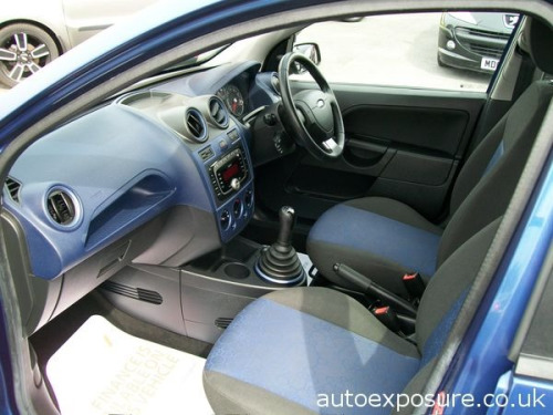 Ford Fiesta  1.4 Zetec Blue Hatchback 5d 1388cc 