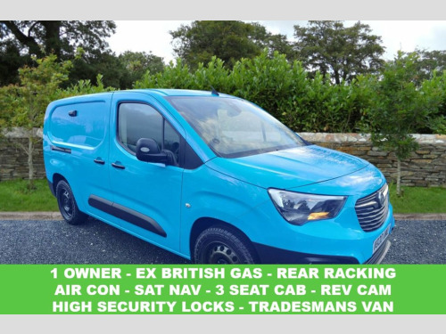 Vauxhall Combo  Turbo D 100 ps EDITION PREMIUM 2300 KG L2 LWB *TRA