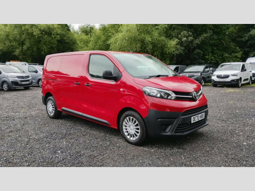 Toyota Proace  2.0 D 120 PS ICON MEDIUM MWB With Air Conditionng,