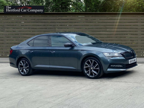 Skoda Superb  1.4 TSI iV 13kWh SportLine Plus Hatchback 5dr Petr