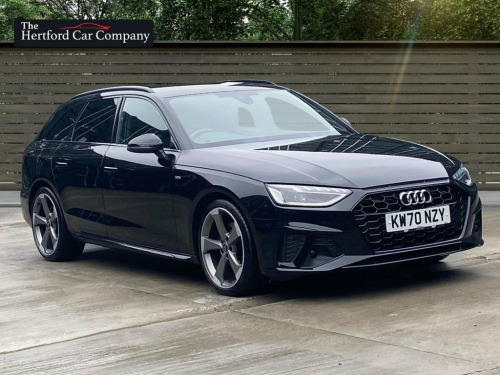 Audi A4 Avant  2.0 TDI 35 Black Edition Estate 5dr Diesel S Troni
