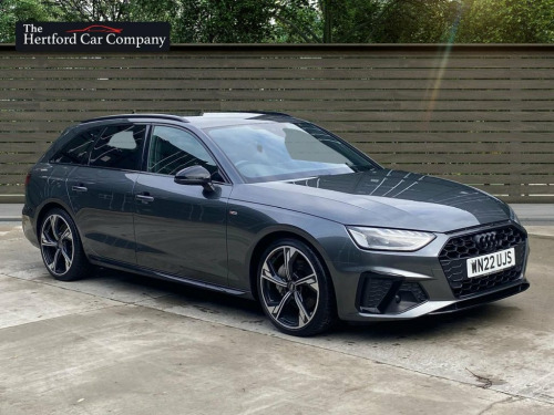 Audi A4 Avant  2.0 TFSI 40 Black Edition Estate 5dr Petrol S Tron