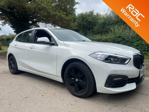 BMW 1 Series  1.5 118i SE Hatchback 5dr Petrol Manual Euro 6 (s/ 