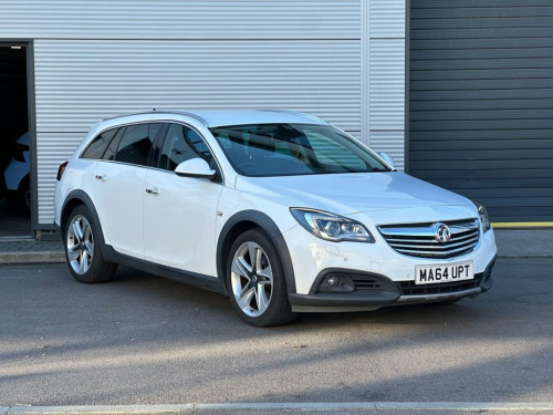 Vauxhall Insignia  2.0 CDTi BiTurbo Nav Country Tourer 5dr Diesel Aut