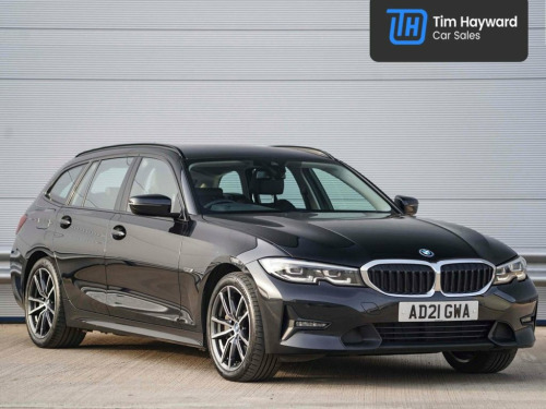 BMW 3 Series  2.0 330e 12kWh Sport Pro Touring 5dr Petrol Plug-i