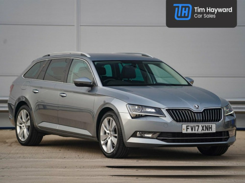 Skoda Superb  2.0 TSI SE L Executive Estate 5dr Petrol DSG Euro 