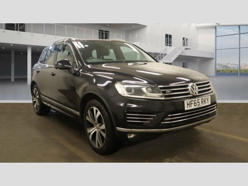 Volkswagen Touareg  3.0 TDI V6 BlueMotion Tech R-Line SUV 5dr Diesel T