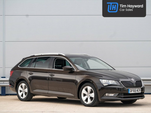 Skoda Superb  2.0 TDI SE Business Estate 5dr Diesel Manual Euro 