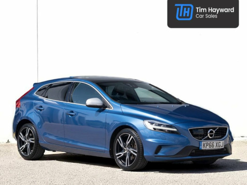 Volvo V40  2.0 D4 R-Design Pro Hatchback 5dr Diesel Auto Euro