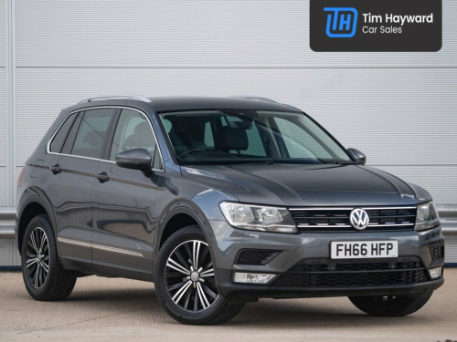 Volkswagen Tiguan  2.0 TDI BlueMotion Tech SE Navigation SUV 5dr Dies