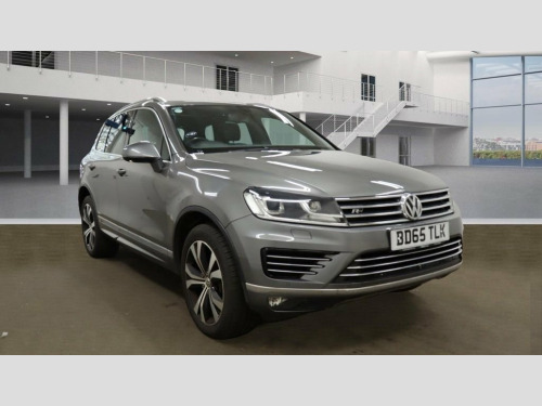 Volkswagen Touareg  3.0 TDI V6 BlueMotion Tech R-Line SUV 5dr Diesel T