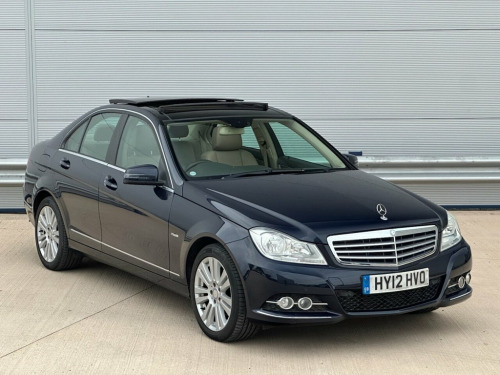 Mercedes-Benz C-Class C250 2.1 C250 CDI BlueEfficiency Elegance Saloon 4dr Di