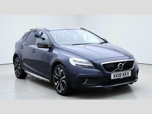 Volvo V40  2.0 D3 Pro Hatchback 5dr Diesel Manual Euro 6 (s/s 