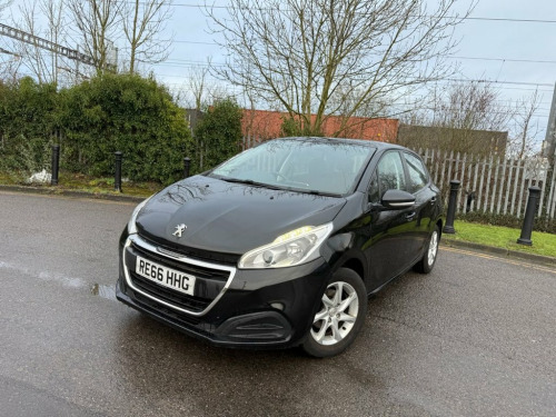 Peugeot 208  1.2 PureTech Active Hatchback 5dr Petrol Manual Eu