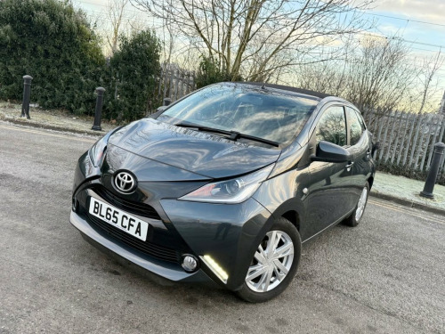 Toyota AYGO  1.0 VVT-i x-pression x-wave 5dr Petrol Manual Euro