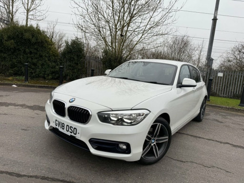 BMW 1 Series  1.5 118i Sport Hatchback 5dr Petrol Manual Euro 6 