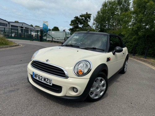 MINI Convertible  1.6 One Convertible 2dr Petrol Manual Euro 5 (98 p