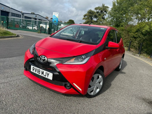 Toyota AYGO  1.0 VVT-i x-play Hatchback 5dr Petrol Manual Euro 