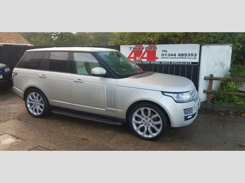 Land Rover Range Rover  4.4 SDV8 AUTOBIOGRAPHY 5d 339 BHP OPENING PANORAMI