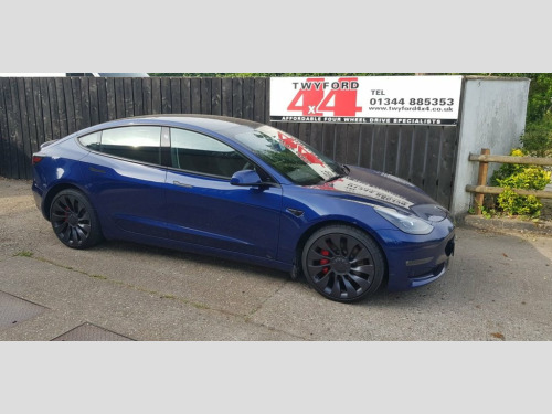 Tesla Model 3  (Dual Motor) Performance Saloon 4dr Electric Auto 