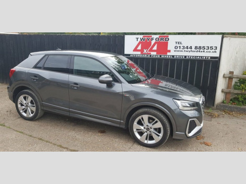 Audi Q2  1.5 TFSI CoD 35 S line SUV 5dr Petrol S Tronic Eur