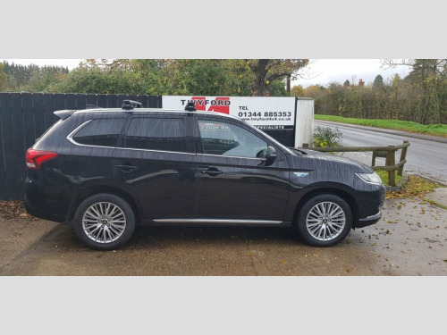 Mitsubishi Outlander  2.4h TwinMotor 13.8kWh 4h SUV 5dr Petrol Plug-in H