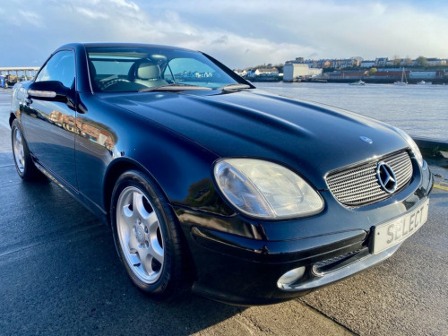Mercedes-Benz SLK SLK200 Kompressor 2.0 SLK200 Kompressor Convertible 2dr Petrol Autom