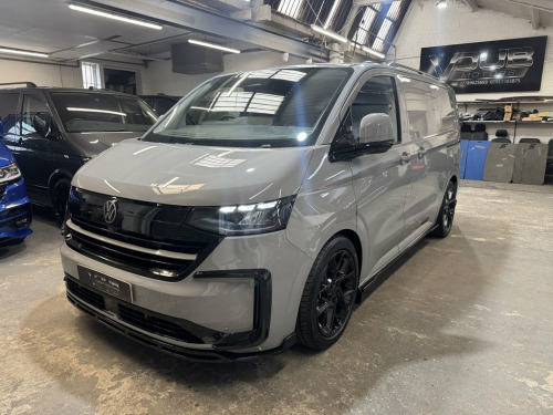 Volkswagen Transporter  Commerce Plus 150ps Auto T32 SWB passenger captain