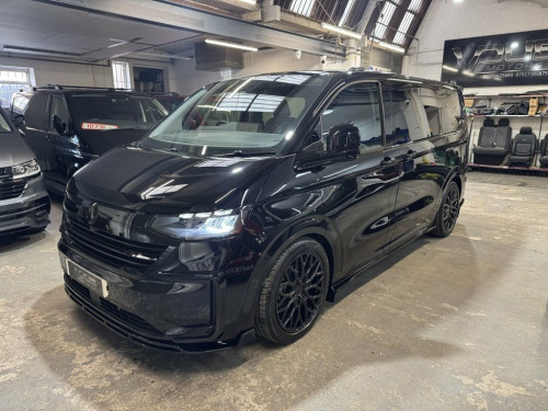 Volkswagen Transporter  Vdub Custom Kombi 150ps 4motion Commerce Pro Flexi