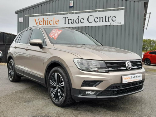 Volkswagen Tiguan  2.0 SE NAVIGATION TDI DSG 5d AUTO 148 BHP