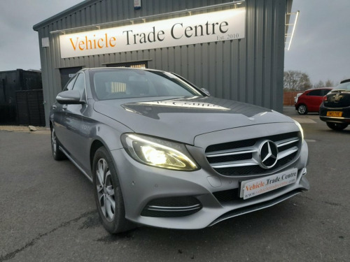 Mercedes-Benz C-Class C220 2.1 C220 BlueTEC Sport Saloon 4dr Diesel G-Tronic+