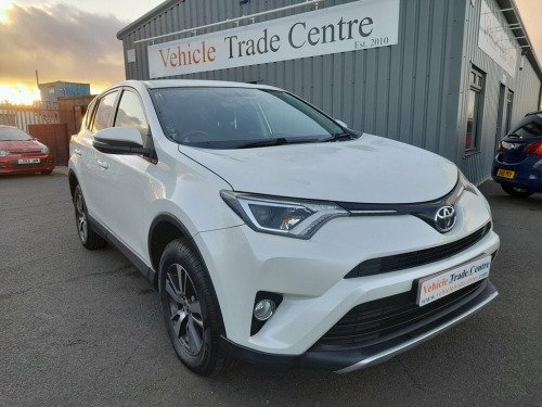 Toyota RAV4  2.0 D-4D Business Edition SUV 5dr Diesel Manual Eu