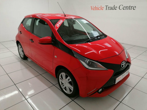 Toyota AYGO  1.0 VVT-i x-pression Hatchback 5dr Petrol Manual E