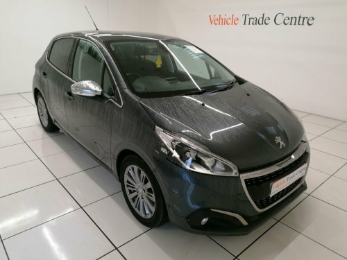 Peugeot 208  1.2 PureTech Allure Hatchback 5dr Petrol Manual Eu