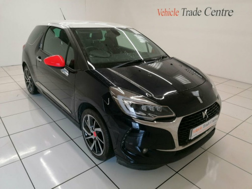 DS DS 3  1.2 PureTech Ines de la Fressange Hatchback 3dr Pe