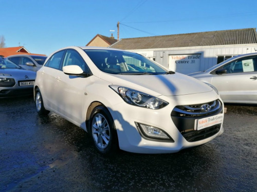 Hyundai i30  1.4 Active Hatchback 5dr Petrol Manual Euro 5 (100