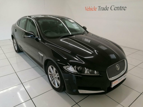 Jaguar XF  2.2d Luxury Saloon 4dr Diesel Auto Euro 5 (s/s) (1