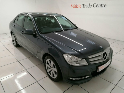 Mercedes-Benz C-Class C220 2.1 C220 CDI BLUEEFFICIENCY EXECUTIVE SE 4d AUTO 1