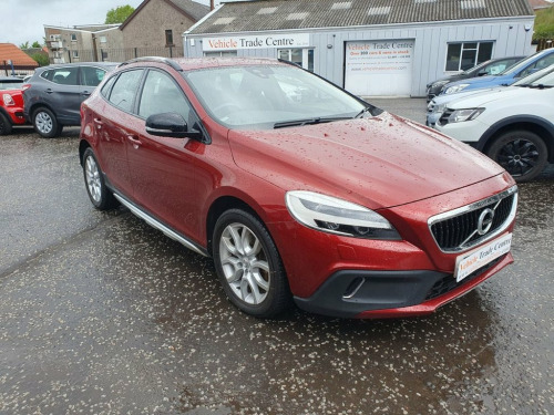 Volvo V40  2.0 T3 Pro Hatchback 5dr Petrol Manual Euro 6 (s/s