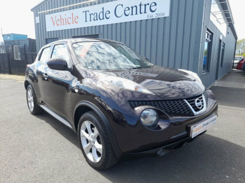 Nissan Juke  1.6 Acenta SUV 5dr Petrol CVT Euro 5 (117 ps)