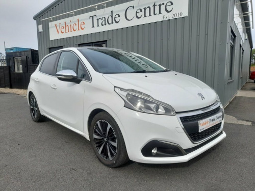Peugeot 208  1.2 PureTech Allure Premium Hatchback 5dr Petrol M