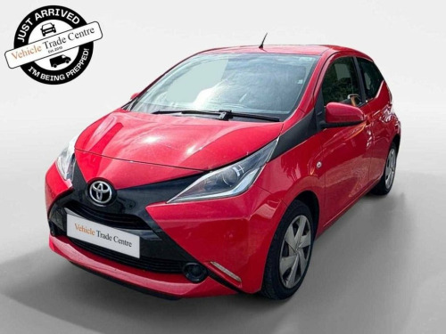 Toyota AYGO  1.0 VVT-i x-play Hatchback 5dr Petrol Manual Euro 