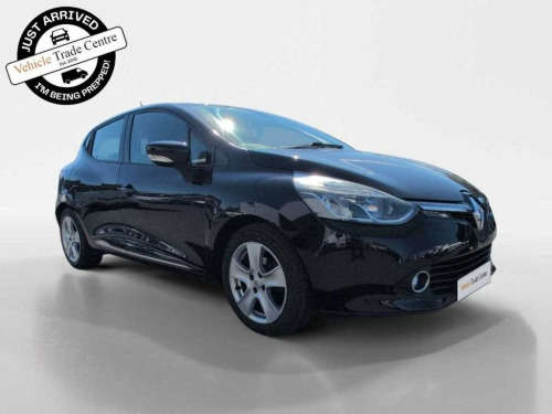 Renault Clio  1.2 16V Dynamique MediaNav Hatchback 5dr Petrol Ma