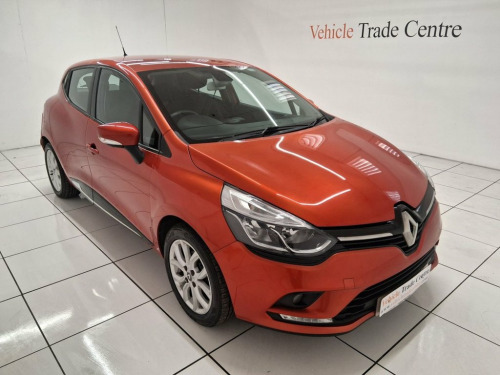Renault Clio  1.2 16V Dynamique Nav Hatchback 5dr Petrol Manual 