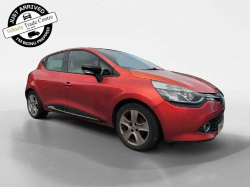 Renault Clio  1.2 16V Dynamique MediaNav Hatchback 5dr Petrol Ma