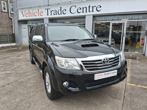Toyota Hi-Lux  3.0 INVINCIBLE 4X4 D-4D DCB 5d AUTO 169 BHP
